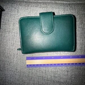 Wilson green Leather Wallet